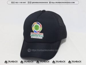 Pembuatan topi karyawan